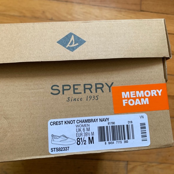 Sperry Crest Knot Chambray Sneaker - Picture 8 of 11